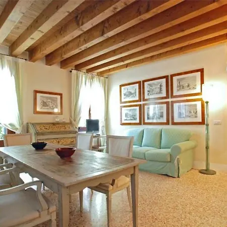 Apartament Casa Contarini *